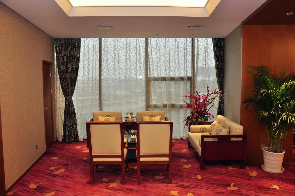 Hotel Ramada Nanjing Nanking Exterior foto