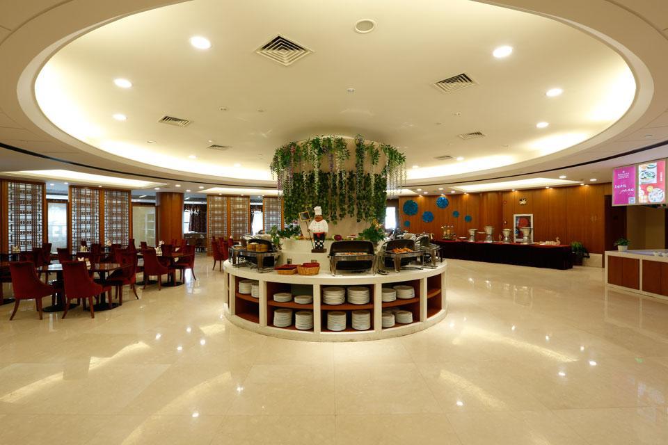 Hotel Ramada Nanjing Nanking Exterior foto